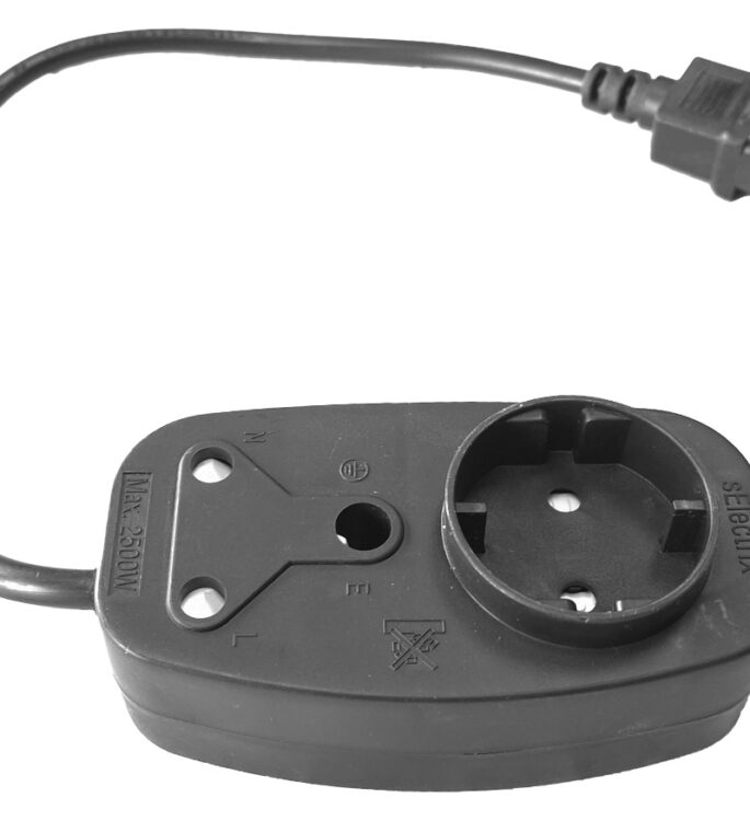 Multi Plug 1x16A 1x5A 0.5m IEC Cord Black