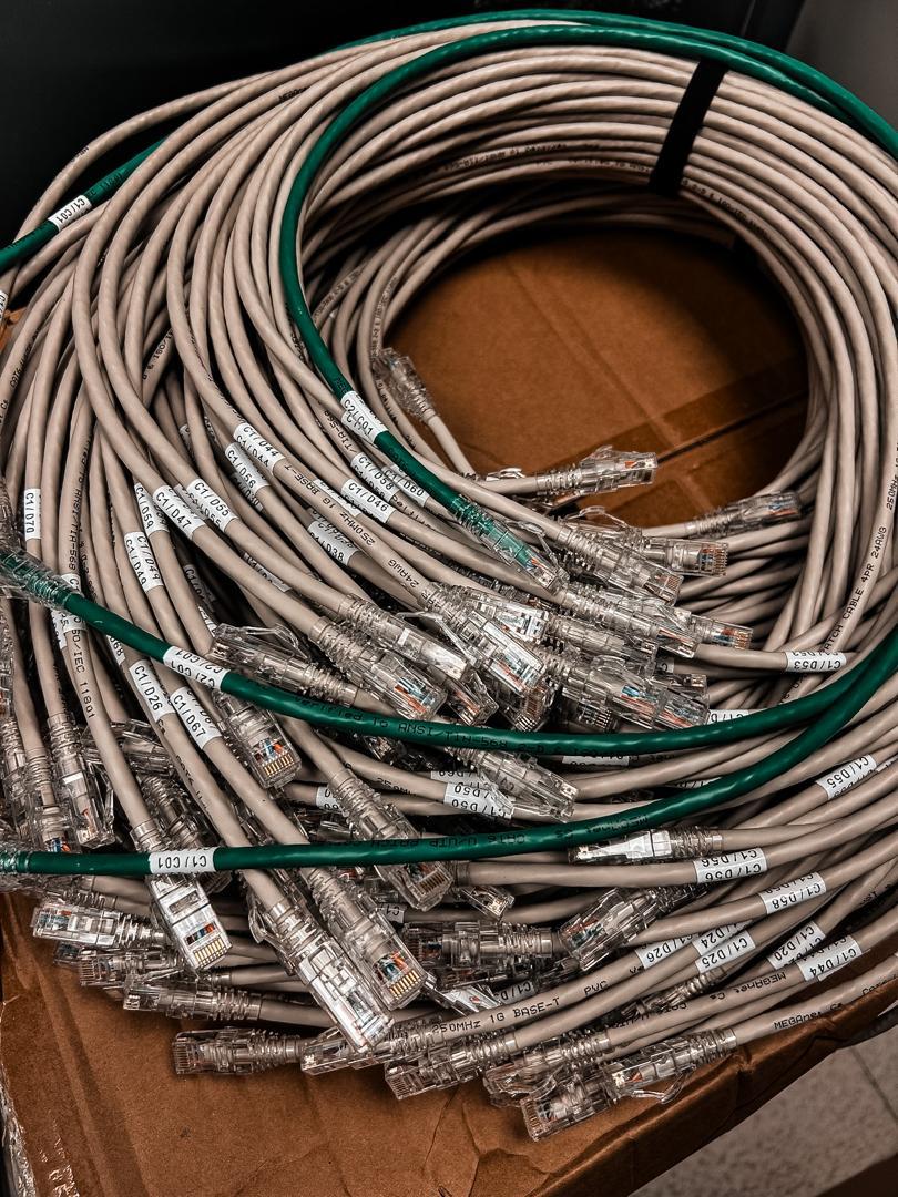 Organized network patch panel rack